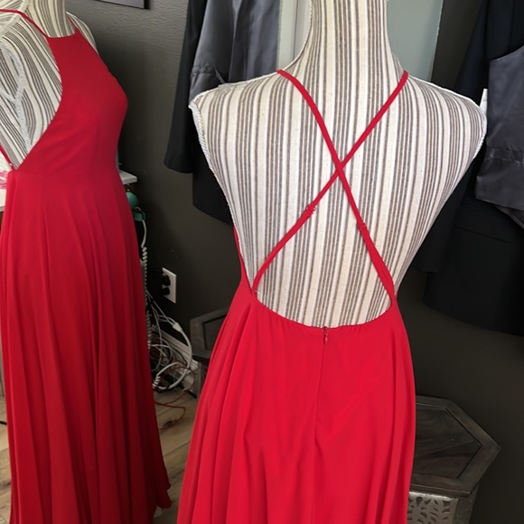 1 hour sale. Lulu’s, red gown criss cross back, xs - Picture 5 of 12